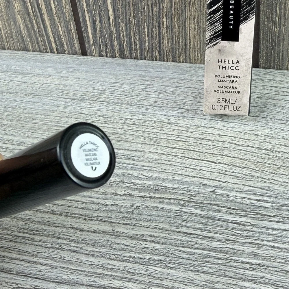 Fenty Beauty Hella Thicc Volumizing Mascara Cuz I'm Black Deluxe Travel Sz .12oz